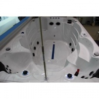 Плавательный спа-бассейн JNJ Spas California Light