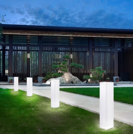 Светильник Колонна 30х45  питание от АКБ, RGB Светильник Колонна 30х45  питание от АКБ, RGB